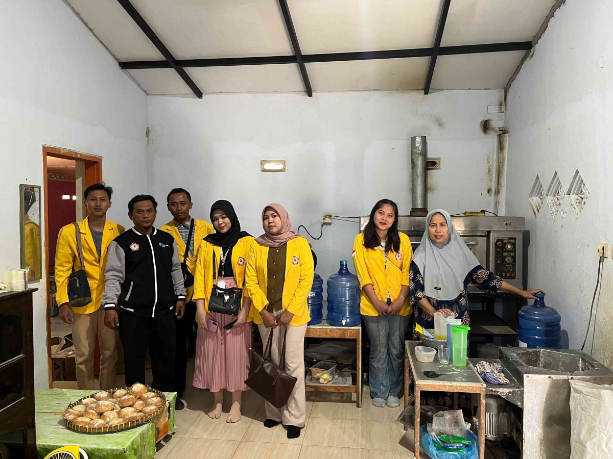 Rahasia Rasa di Tegalkatilayu: Dapur Bu Indri yang Menghampiri Setiap Meja