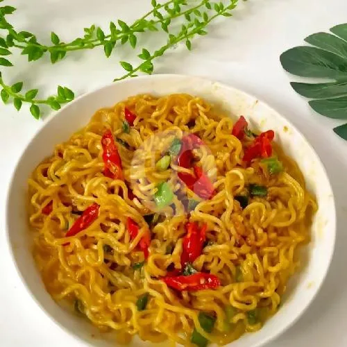 Aburamen Telor Asin